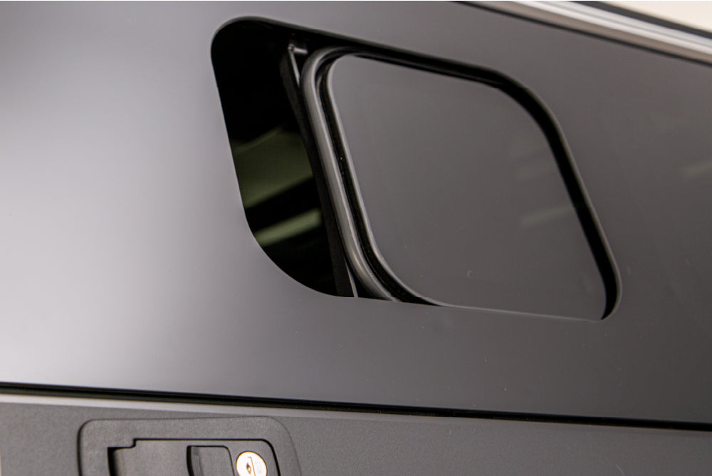 SmartCap EVO Adventure Truck Cap for 05-15 Toyota Tacoma 5 Foot Bed