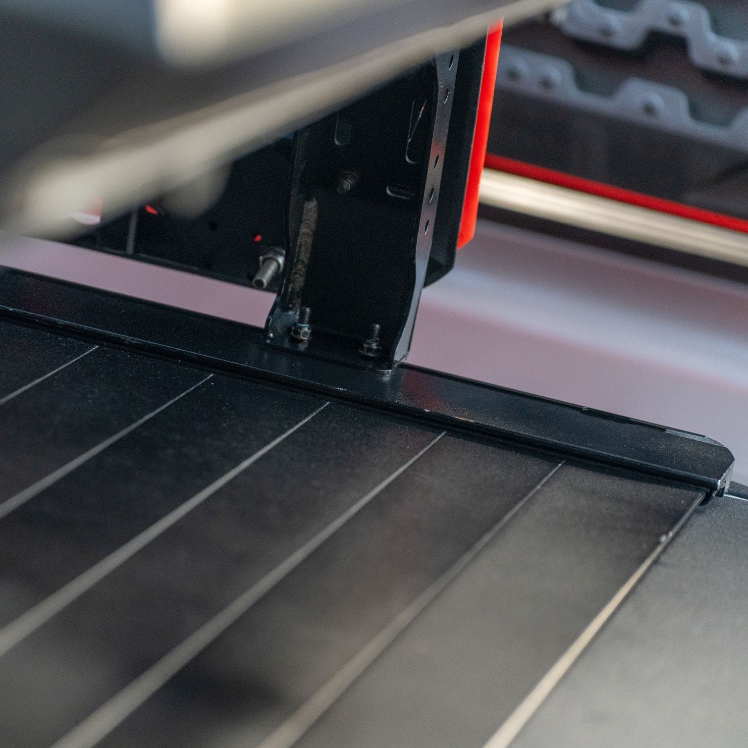 Shiprock Mid Height Rack for RAM 1500 for Retractable Covers with T-Slot Channels MIDRACK TUWA PRO®️